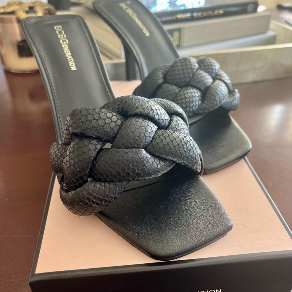BCBGeneration Marlino Black Braided Open Toe Heel Sandals Size 9